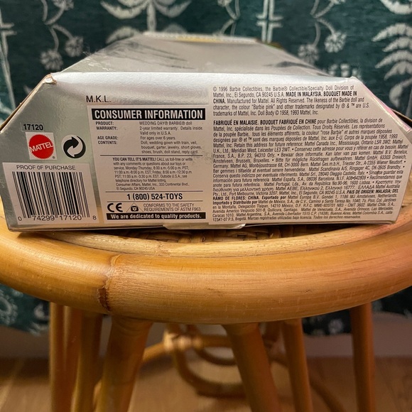 Wedding Day Barbie c. 1996 - Picture 4 of 4